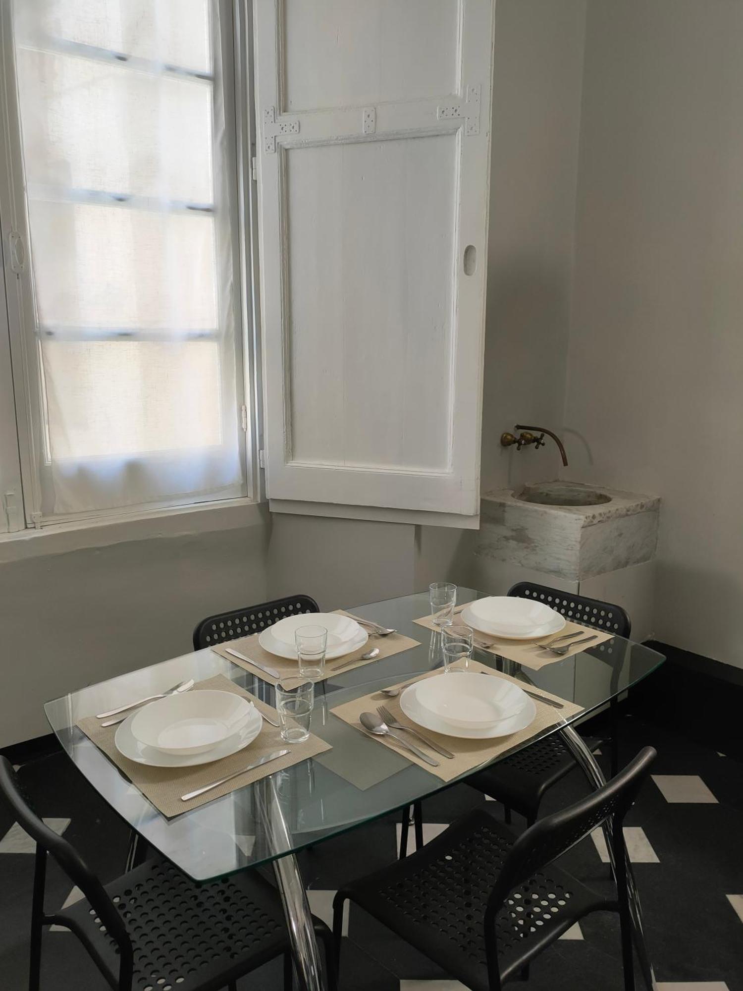 Rooms Ponte Calvi Генуя Экстерьер фото